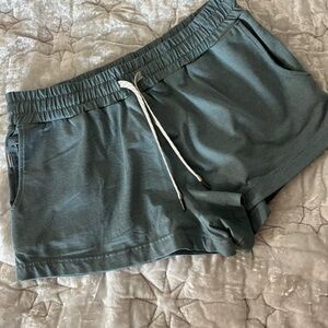 Halo Performance Short by Vuori